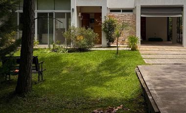 CASA 4 AMBIENTES EN VENTA, BARRIO LOS PARAISOS, LOS CARDALES