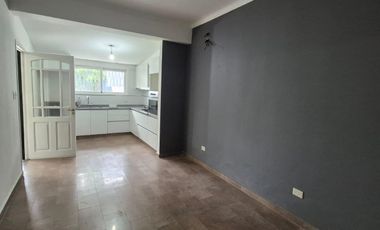 Casa en Barrio Guemes, HAEDO