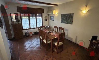 Casa en zona residencial