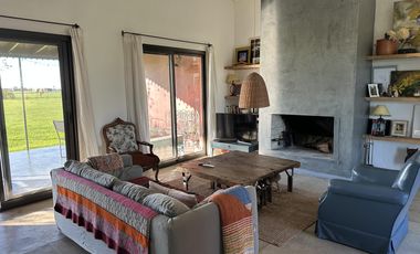 Casa a la venta en Chacras de la Trinidad | VCO Propiedades