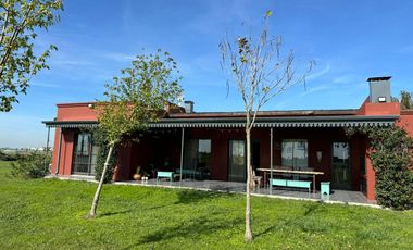 Casa a la venta en Chacras de la Trinidad | VCO Propiedades