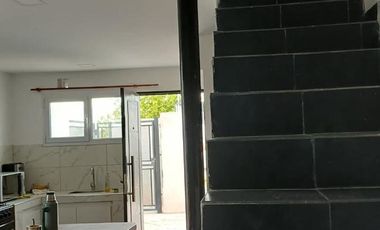 PH en venta en Fernández Oro