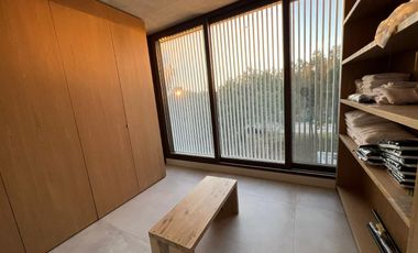 CASA  EN VENTA  6 DORMITORIOS COSTA ESMERALDA MARÍTIMO II