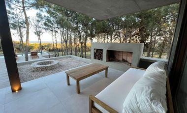 CASA  EN VENTA  6 DORMITORIOS COSTA ESMERALDA MARÍTIMO II