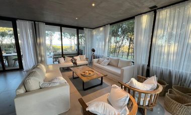 CASA  EN VENTA  6 DORMITORIOS COSTA ESMERALDA MARÍTIMO II
