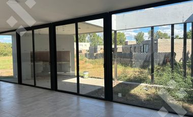 VENTA CASA 3 DORMITORIOS - B° PRIVADO VILLA DEL RIO NAUTICO, GENERAL ROCA