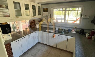 Casa en Venta - Bº La Arboleda - Garín - Escobar - 3 dormitorios - Pileta-Apto credito
