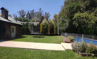 Casa en Venta - Bº La Arboleda - Garín - Escobar - 3 dormitorios - Pileta-Apto credito