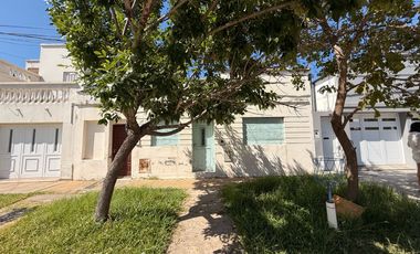 Venta Casa en Candioti Norte - A refaccionar