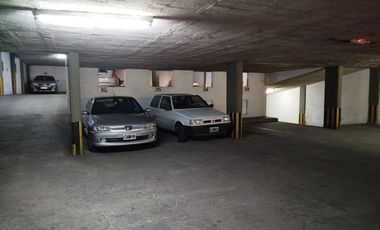 Cochera en Venta en Nueva Cordoba. Expensas bajas