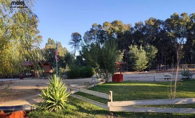 Vende Casa en Parcela Comercial, Lo Orozco