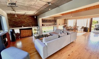 Venta Casa 5D/4B Mantagua, Vista al Mar