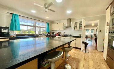 CASA MEDITERRÁNEA 360 M² EN 5.000 M², COND TIERRA BUENA