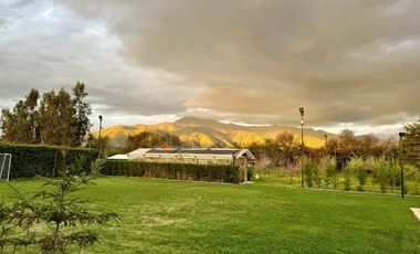 CASA MEDITERRÁNEA 360 M² EN 5.000 M², COND TIERRA BUENA