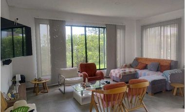 Quinta Linda en Venta con piscina privada