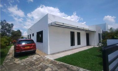 Quinta Linda en Venta con piscina privada