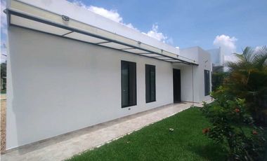 Quinta Linda en Venta con piscina privada
