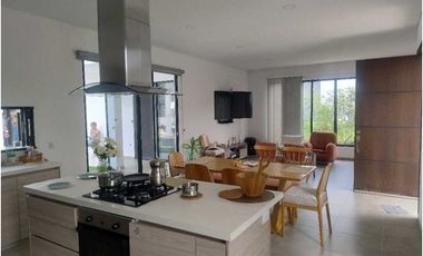 Quinta Linda en Venta con piscina privada