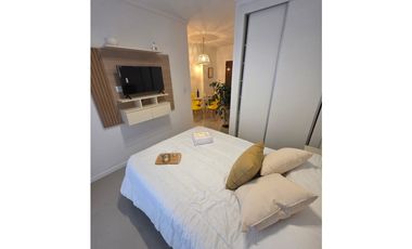 MONOAMBIENTE CON GRAN PATIO – RECICLADO FALUCHO 2300