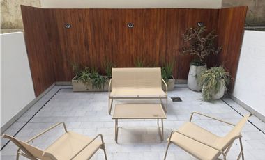 MONOAMBIENTE CON GRAN PATIO – RECICLADO FALUCHO 2300