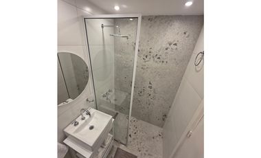 MONOAMBIENTE CON GRAN PATIO – RECICLADO FALUCHO 2300