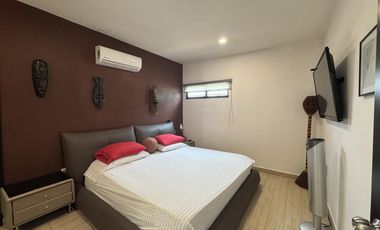 CASA JUNTO A AREA VERDE EN VENTA EN LOMAS DE LA RIOJA