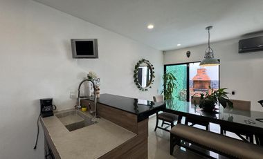 CASA JUNTO A AREA VERDE EN VENTA EN LOMAS DE LA RIOJA