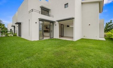 Casa en Venta en Karakal Nuevo Vallarta – 3 Recamaras | Cochera 4 Autos | Alta Plusvalia