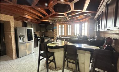 Venta de Casa amoblada en Las Cumbres