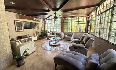 Venta de Casa amoblada en Las Cumbres