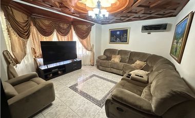 Venta de Casa amoblada en Las Cumbres