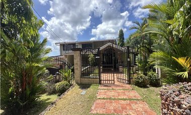 Venta de Casa amoblada en Las Cumbres