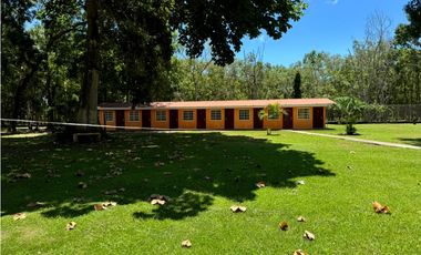COCLE / ANTON / 80000M PLANOS / 4 CASAS / 8 CABAÑAS / SOBRE LA VIA AG