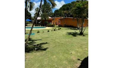 COCLE / ANTON / 80000M PLANOS / 4 CASAS / 8 CABAÑAS / SOBRE LA VIA AG