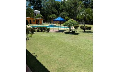 COCLE / ANTON / 80000M PLANOS / 4 CASAS / 8 CABAÑAS / SOBRE LA VIA AG