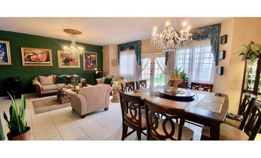 Venta de casa con patio en El Bosque, El Doral de Alto del Bosque