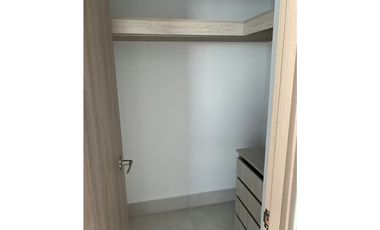 Venta de Apartamento PH Greenwood Torre 100 .Cod-J329
