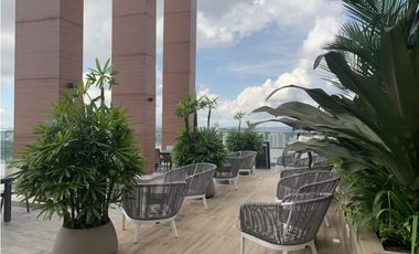 Venta de Apartamento PH Greenwood Torre 100 .Cod-J329