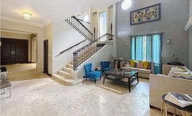 Venta de Casa en PH Residencial Camino de Cruces, Ancón