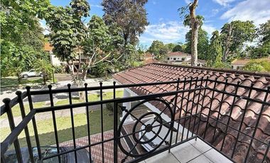 Venta de Casa en PH Residencial Camino de Cruces, Ancón