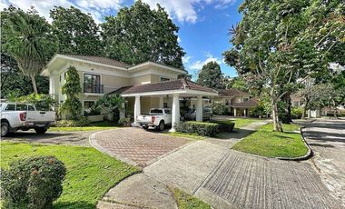 Venta de Casa en PH Residencial Camino de Cruces, Ancón