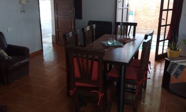 Casa en alquiler mensual amoblada en Villa Dolores