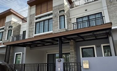 3 Bedroom Townhouse for rent at Suchawalai At Sea