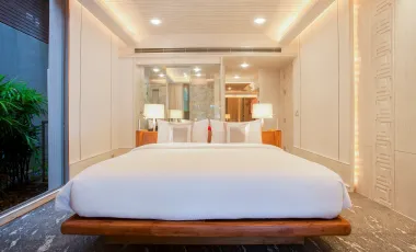 5 bed beachfront pool villa for sale