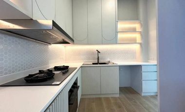 5 Bedroom Villa for sale in Tha Raeng, Bangkok