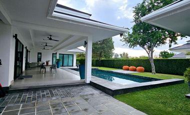 Highend 4-Bedroom pool villa for sale at The Clouds