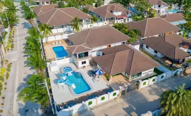 5 Bedroom Villa for sale at Sunset Village
