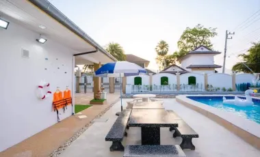 5 Bedroom Villa for sale at Sunset Village