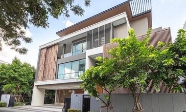 5 Bedroom Villa for sale at The Gentry Vibhavadi