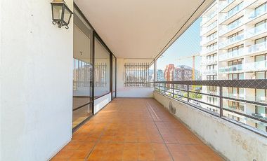 Departamento en Venta en El Golf